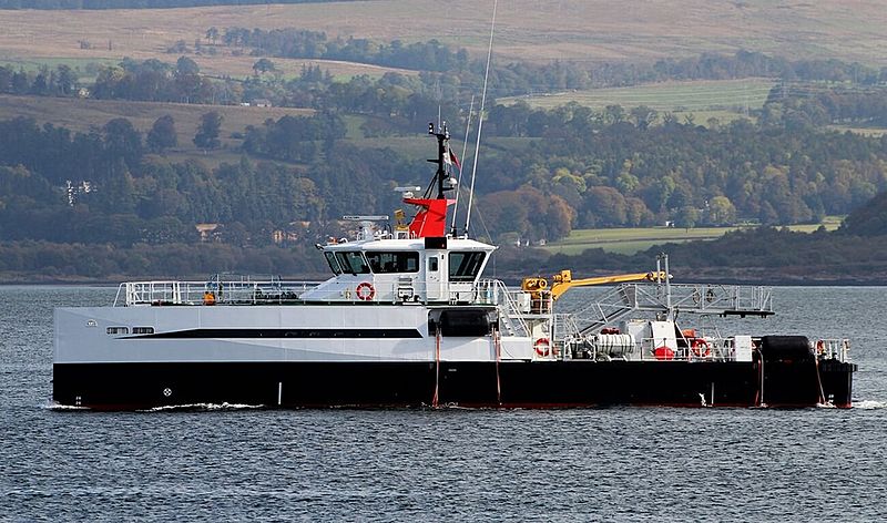SD Eva yacht support cruising