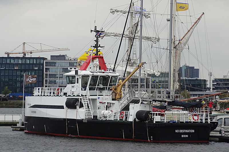 No Destination support vessel in Amsterdam Marina