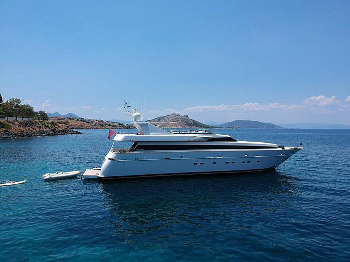 Shooting Star Delta yacht at anchor