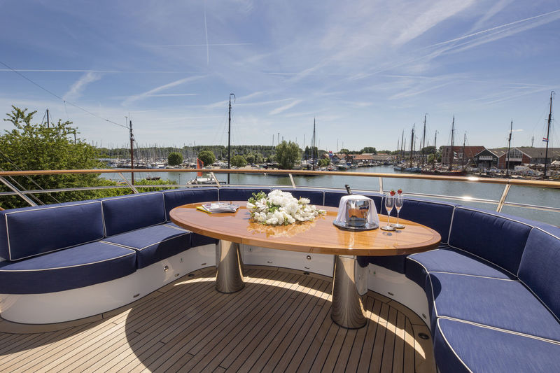 Soprano sundeck