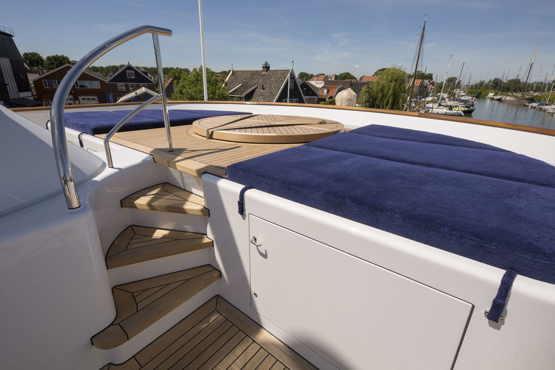 Soprano sundeck