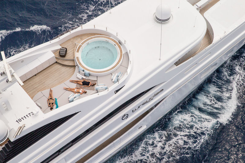 Turquoise exterior detail