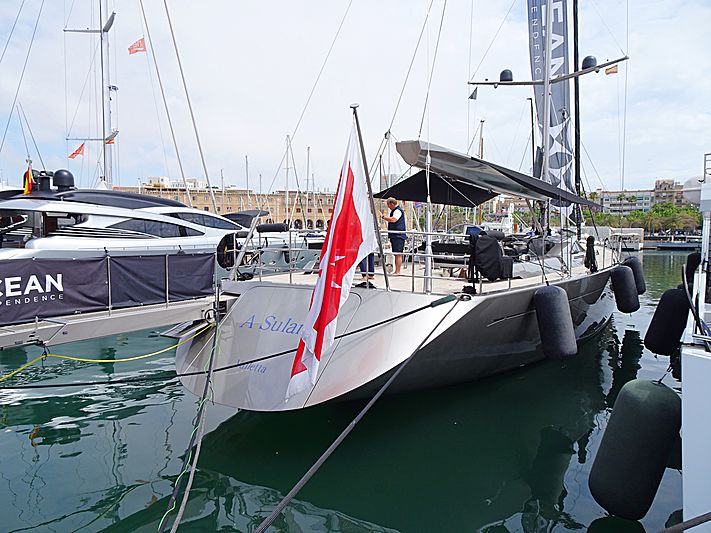 A Sulana yacht in Barcelona