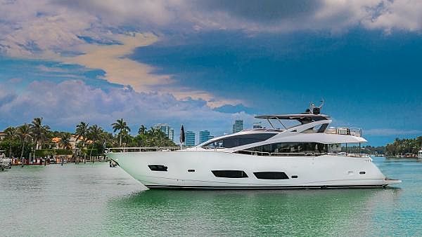 FUTURE yacht Sunseeker