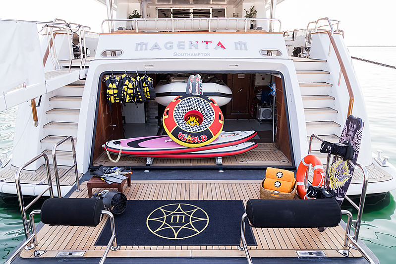 Magenta M yacht beach club