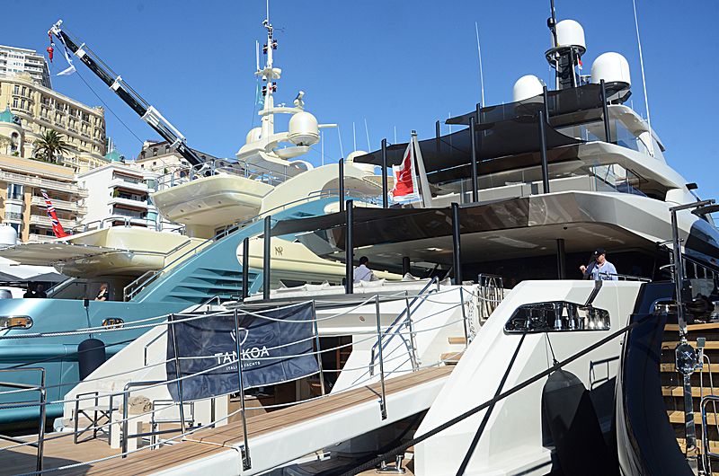 Bintador yacht in Monaco