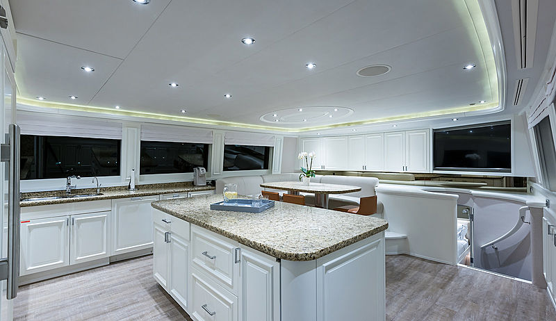 Boxer yacht galley