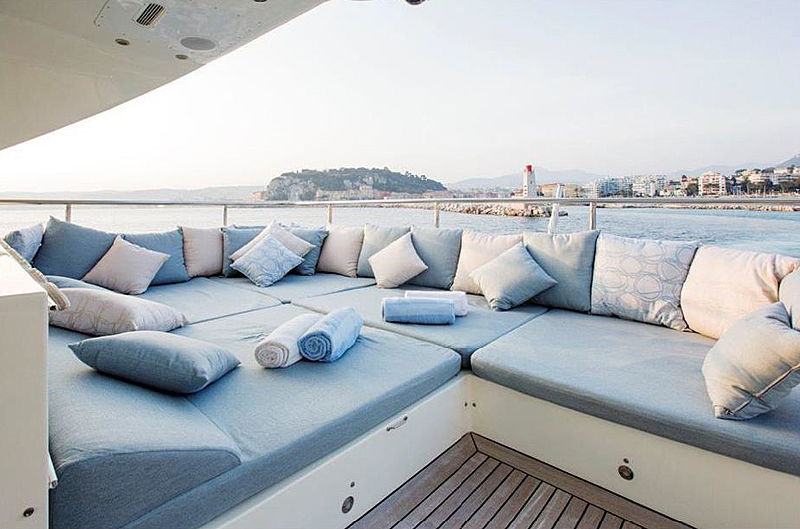 Liberdade yacht exterior