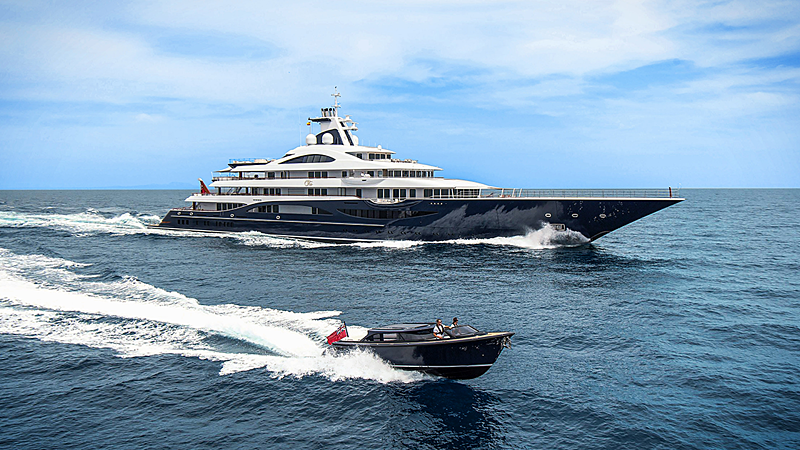 Wajer 38 L tender cruising