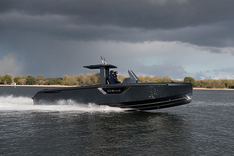 XTENDERS 9.7M OPEN tender Xtenders