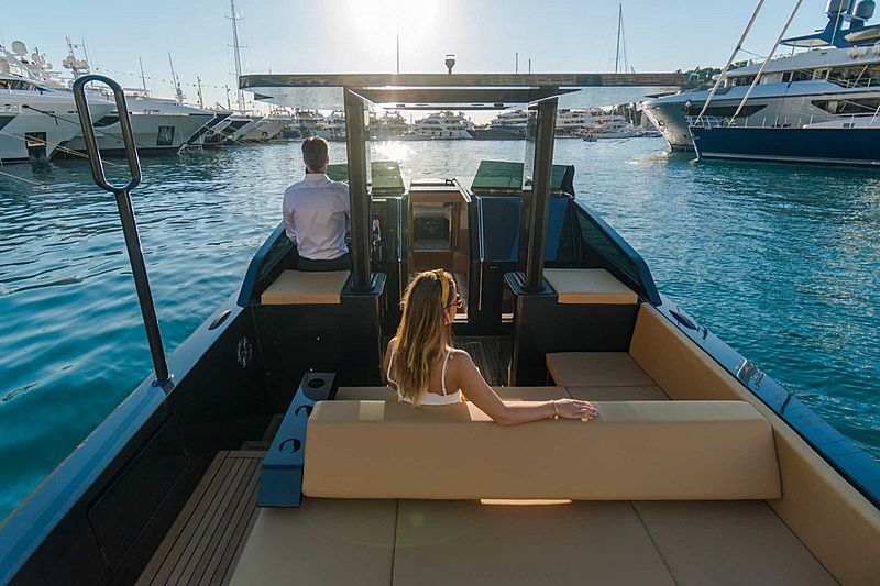 Xtenders 9.7M Limousine tender exterior