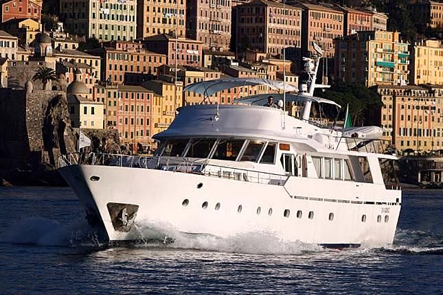FIVE STARS yacht Benetti