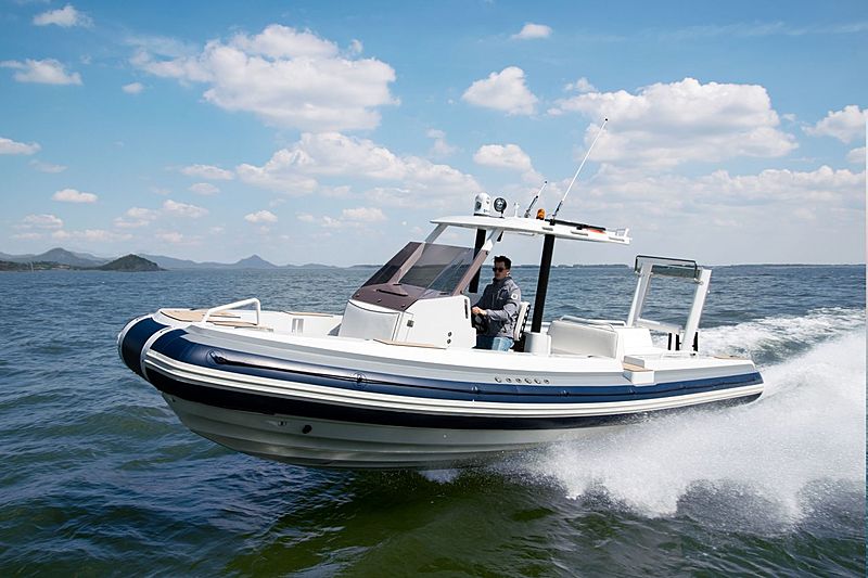 XTENDERS 8.9M D-RIB BEACHLAND tender Xtenders