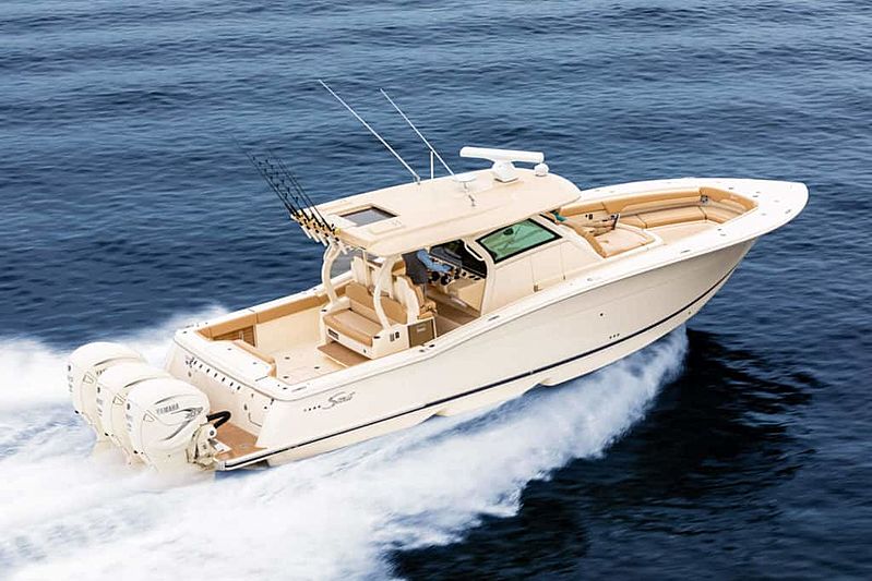 Scout 380 LFX tender exterior