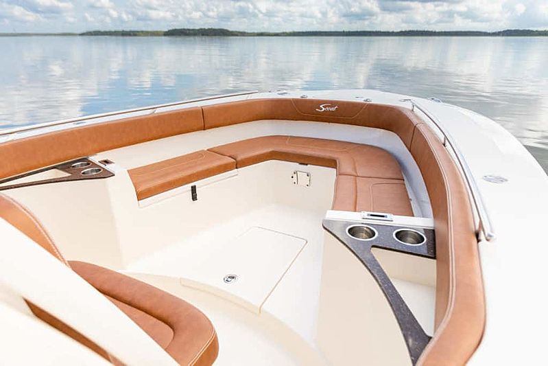 Scout 277 LXF tender exterior