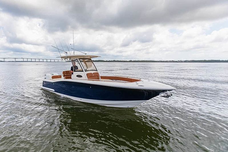 Scout 277 LXF tender exterior