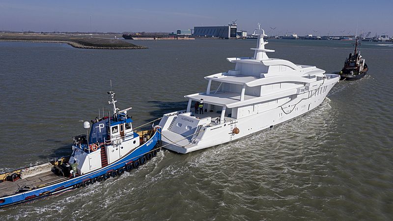 Amels 20003 yacht hull arriving in Vlissingen for outfitting