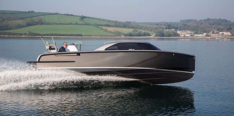 Cockwells 7M Limousine tender exterior