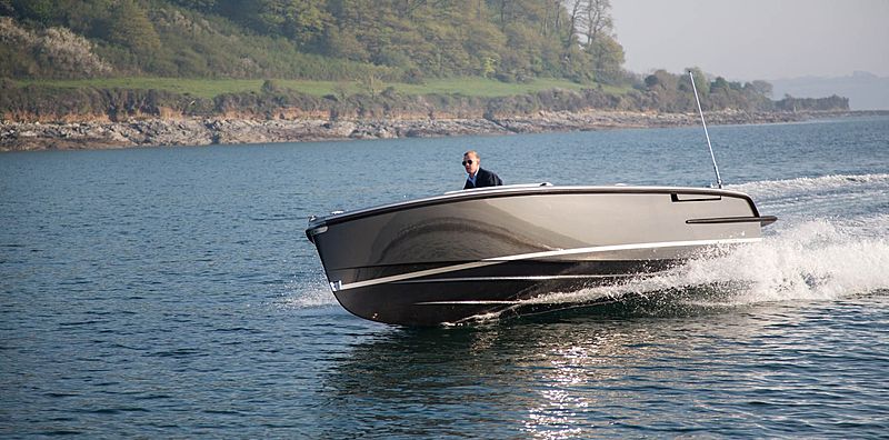Cockwells 7M Open tender exterior