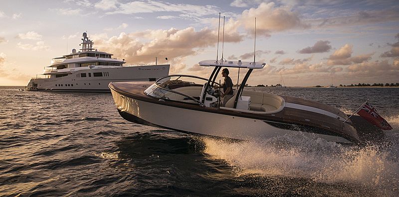 COCKWELLS 9.4M OPEN tender Cockwells