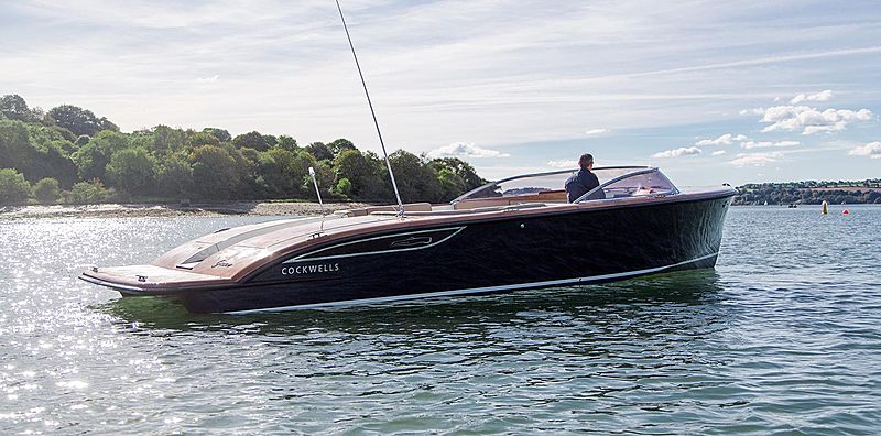 Cockwells 9.5M Open tender exterior