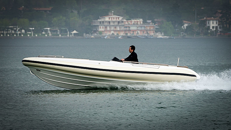 Dairel Tender 7 exterior