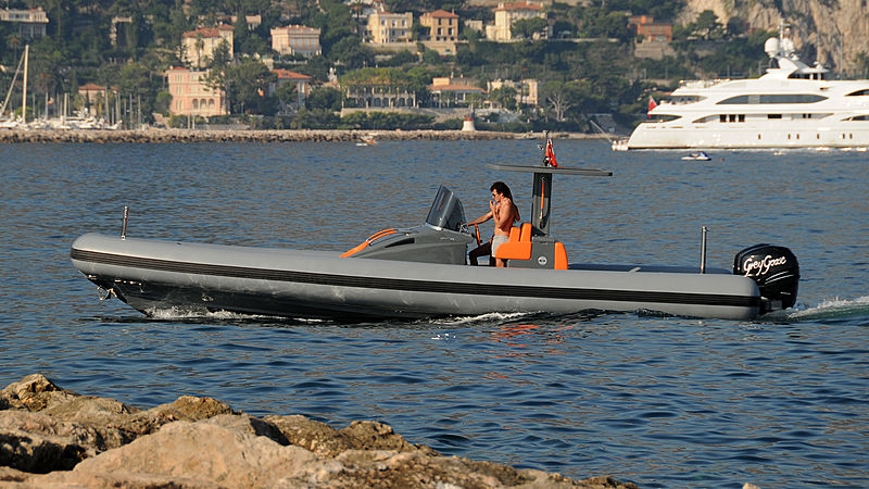 Dariel Tender 10 exterior
