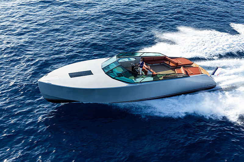 WATERDREAM CALIFORNIA 62 tender Waterdream Boats