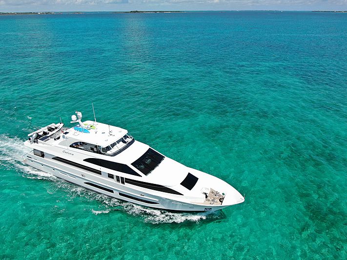 Catera yacht cruising