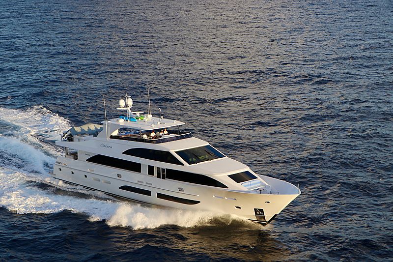 Catera yacht cruising