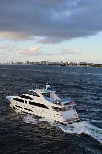 Catera yacht cruising