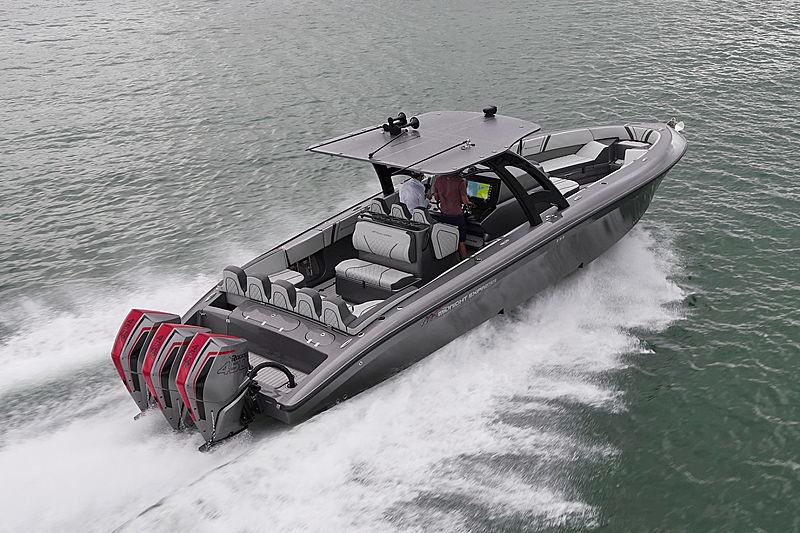 MIDNIGHT 37 OPEN tender Midnight Express Power Boats