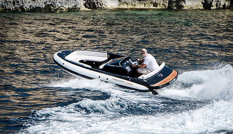 Naumatec Tenderlux 475/460 tender exterior