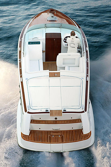 Comitti Venezia 31 tender exterior