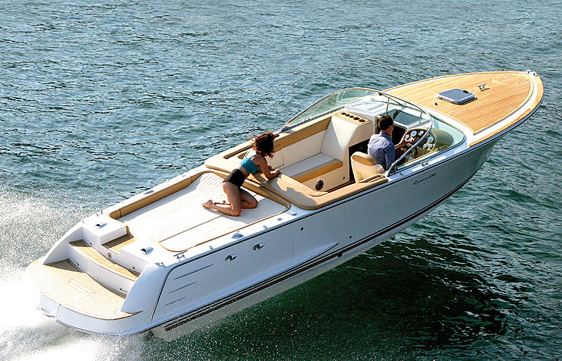 Comitti Venezia 28 tender exterior