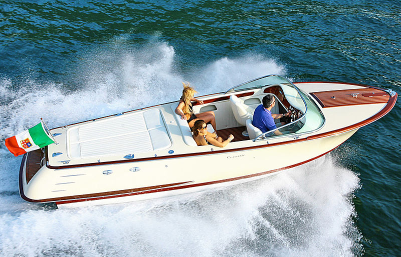 Comitti Venezia 22 tender exterior