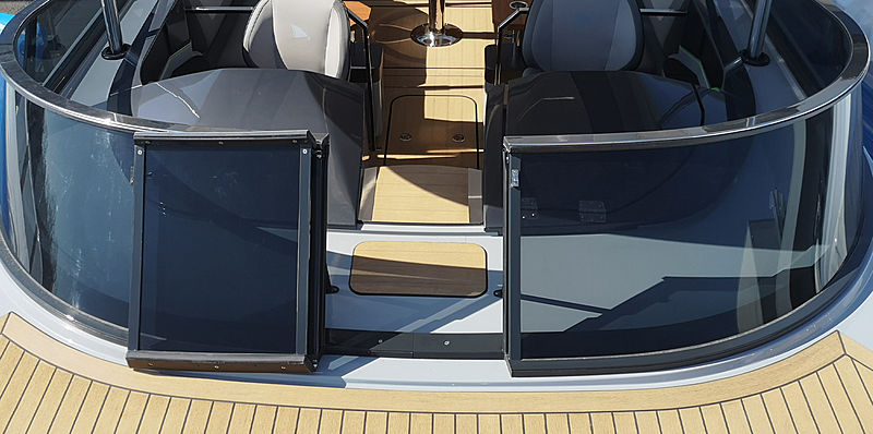 Alfastreet 28 Open tender exterior