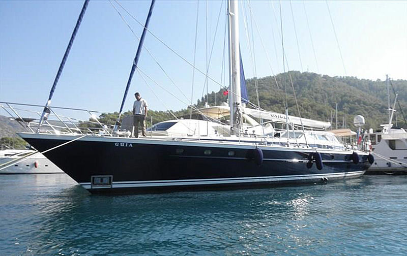 Sailing yacht Guia