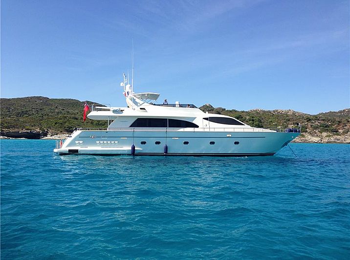 Falcon 86 yacht Lalouise