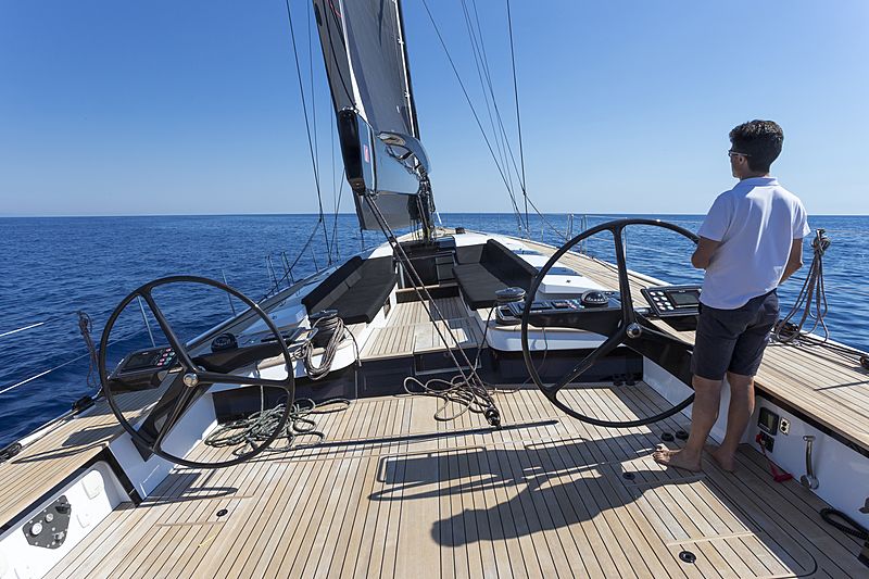 EGI4 yacht deck