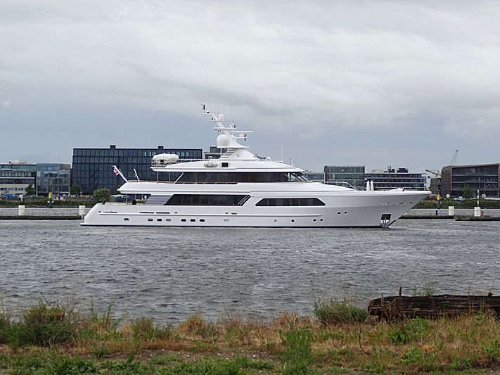 Lady Charlotte in Amsterdam Noord marina