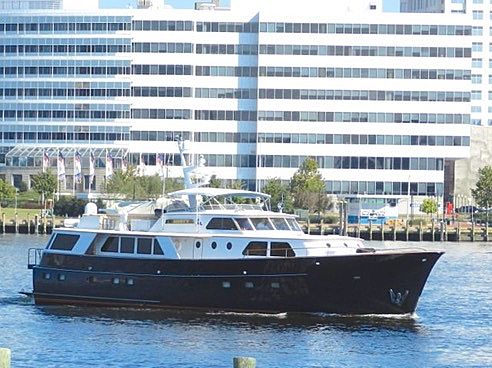 MISTY yacht Stephens Marine