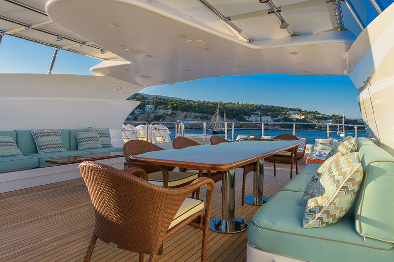 Africa sundeck