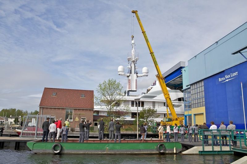 Hampshire II launch at Feadship Royal Van Lent