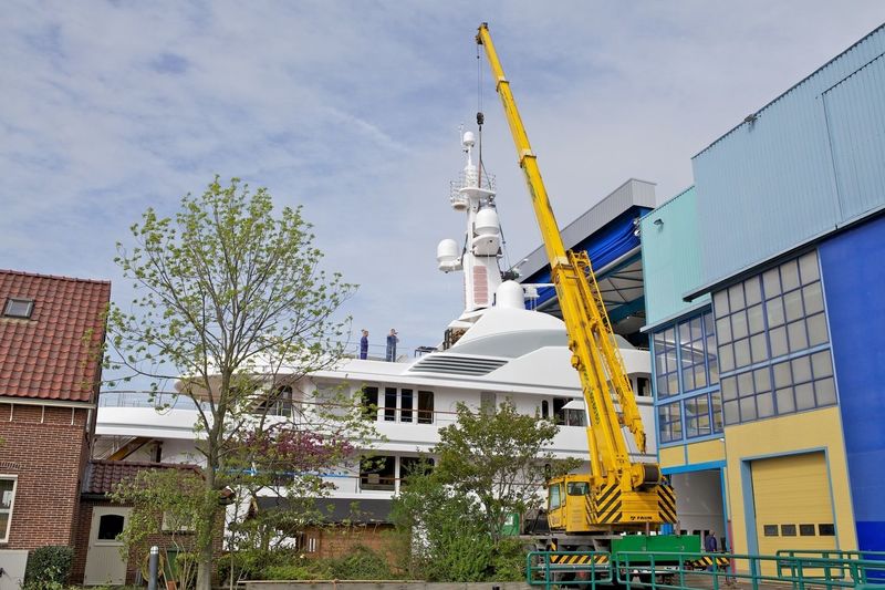 Hampshire II launch at Feadship Royal Van Lent