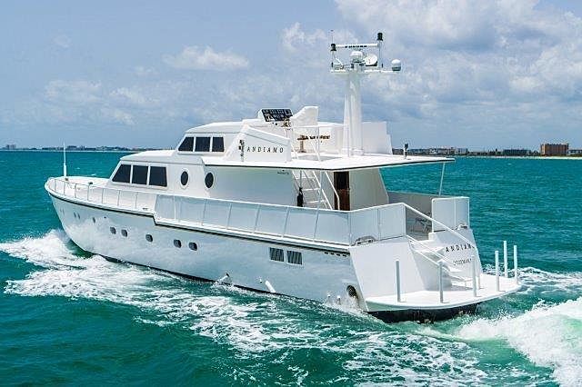 Andiamo yacht cruising