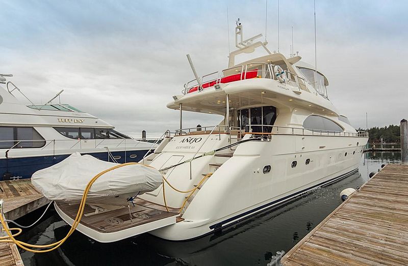 Añejo yacht
