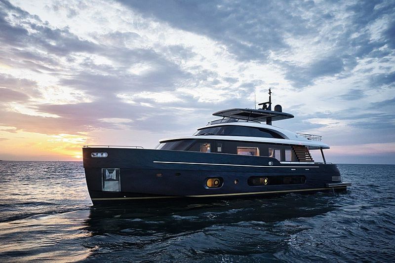 Azimut Grande Magellano 25/01 yacht exterior