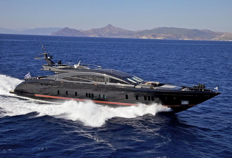 O'Pati cruising in Greece