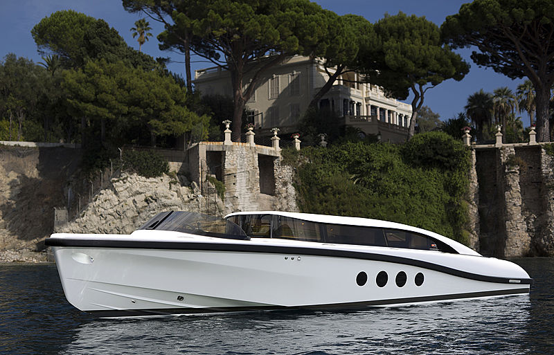 Pascoe Limousine 8.00M tender exterior